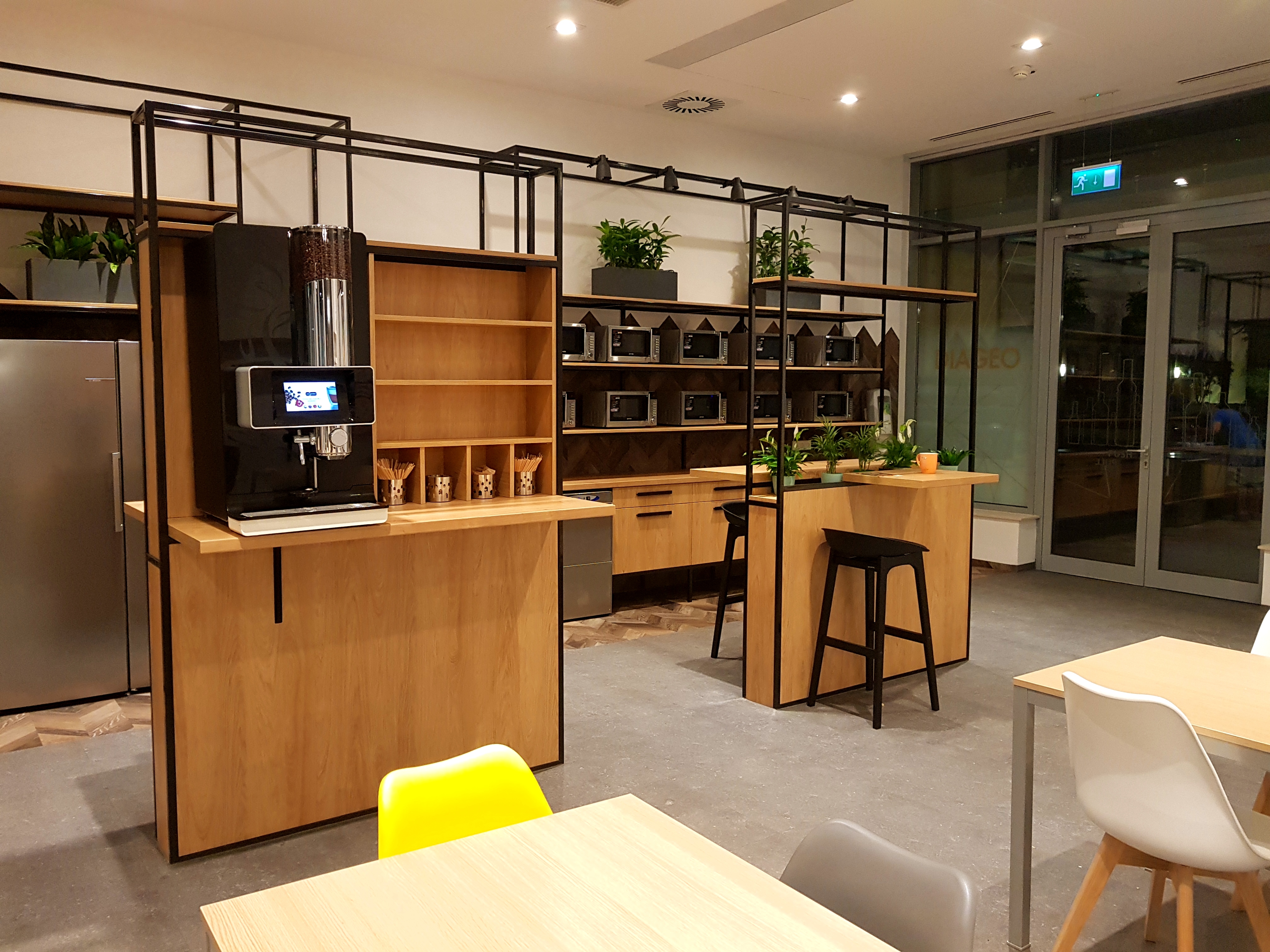 Diageo irodaház belsőépítészeti átalakítási munkák