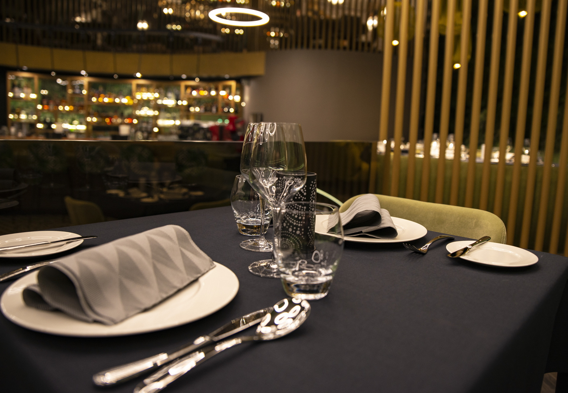 Elements Bar & Restaurant