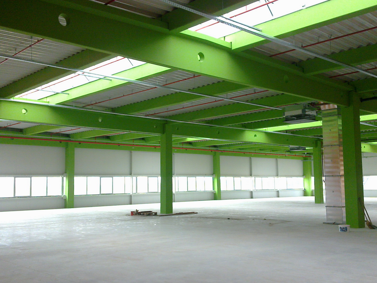 DM Logisztikai Központ