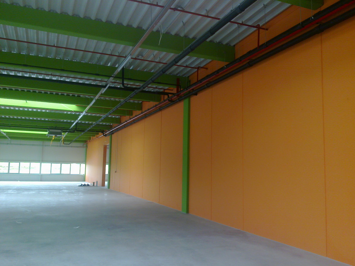 DM Logisztikai Központ