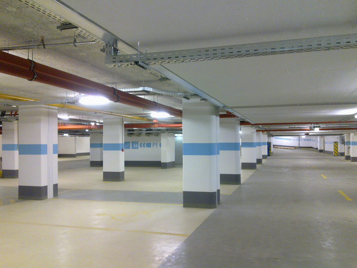 Kacsa utcai irodaház 